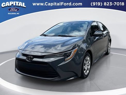 Used 2024 Toyota Corolla LE FWD image 1