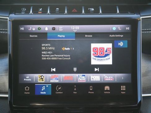 Used 2023 Jeep Grand Cherokee Limited image 17