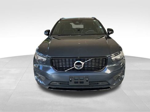 Used 2022 Volvo XC40 T5 R-Design w/ Advanced Package image 13