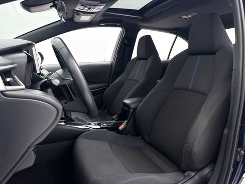 Used 2021 Toyota Corolla SE w/ SE Premium Package FWD image 14