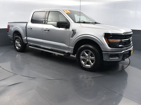 Certified 2024 Ford F150 XLT w/ Mobile Office Package image 3