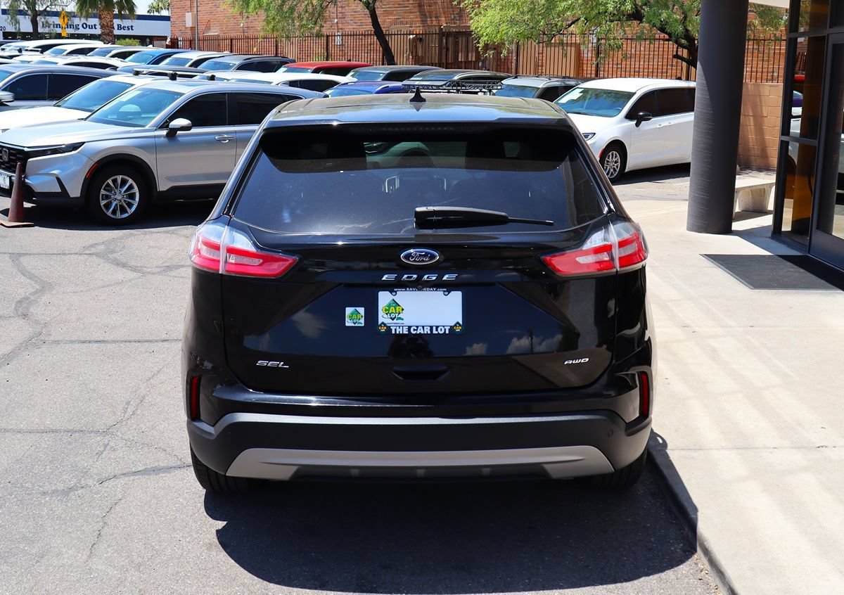 Used 2021 Ford Edge SEL w/ Cargo Accessory Package AWD/4WD image 10