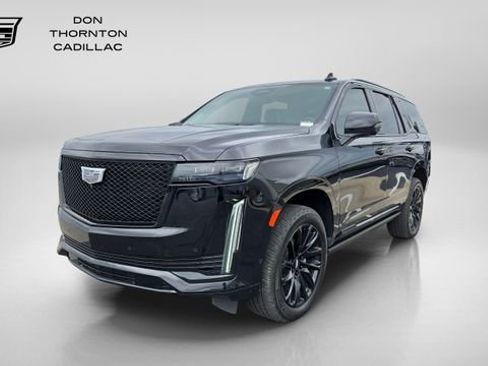Used 2021 Cadillac Escalade Sport Platinum w/ LPO, ONYX Package AWD/4WD image 1
