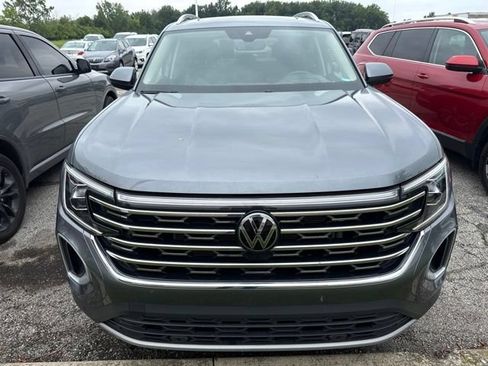 Used 2024 Volkswagen Atlas SEL AWD/4WD image 8
