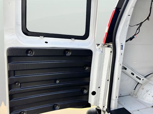 Used 2019 Chevrolet Express 2500 w/ Driver Convenience Package image 12