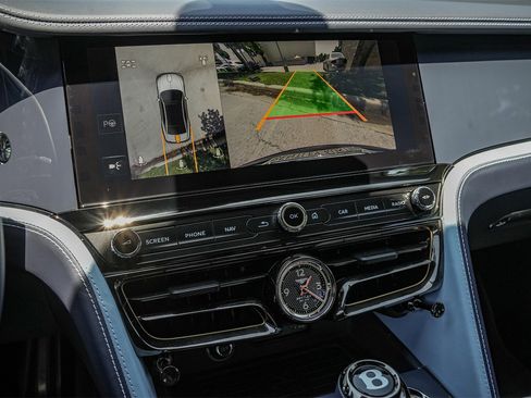 New 2025 Bentley Flying Spur Plug-In Hybrid image 28