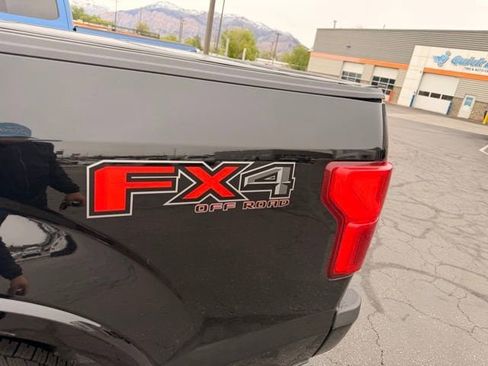 Used 2018 Ford F150 Lariat w/ Equipment Group 502A Luxury AWD/4WD image 22
