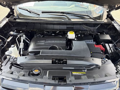 Used 2024 Nissan Pathfinder SL w/ SL Premium Package FWD image 43