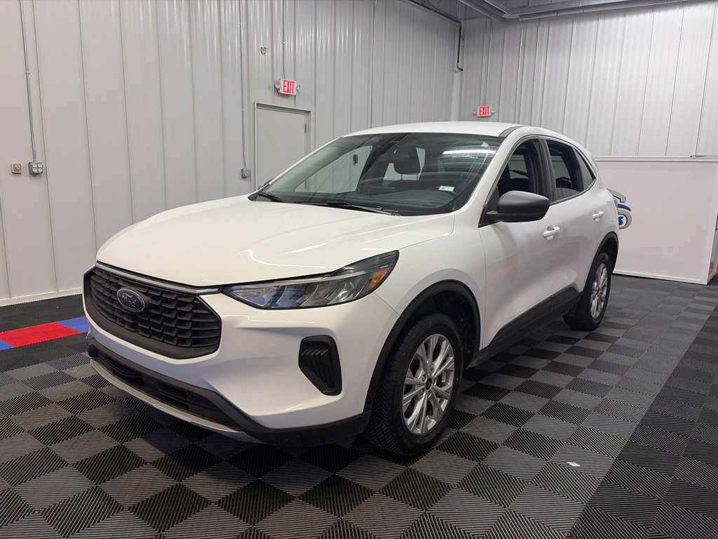 Used 2024 Ford Escape Active AWD/4WD image 7