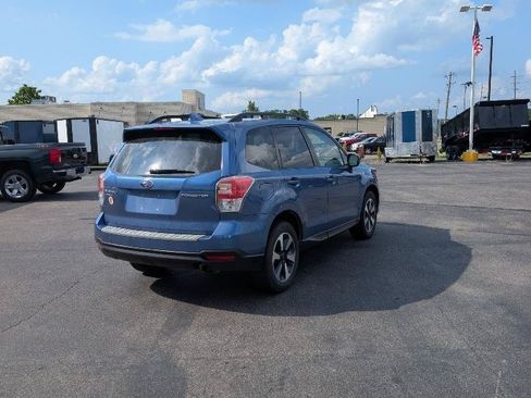 Used 2018 Subaru Forester 2.5i Premium w/ All-Weather Package AWD/4WD image 5