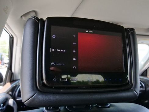 Used 2023 Nissan Armada Platinum w/ Captain's Chairs Package RWD image 34