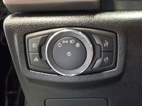 Used 2020 Ford F150 Platinum w/ Technology Package AWD/4WD image 25