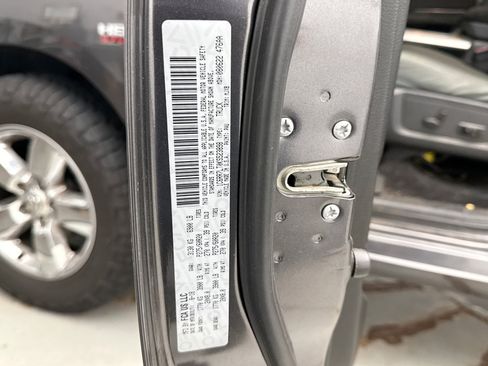 Used 2019 RAM 1500 Big Horn AWD/4WD image 10