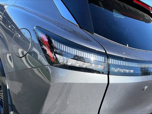 New 2026 Nissan Murano Platinum image 14