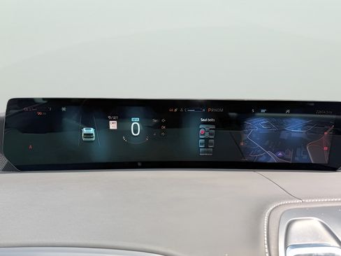 Used 2025 Ford Expedition Platinum AWD/4WD image 21