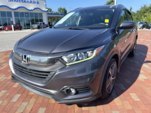 Used 2021 Honda HR-V EX image 1