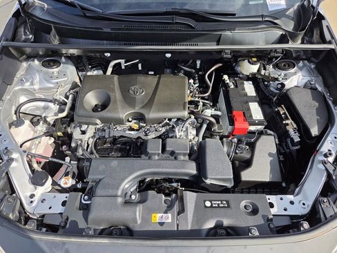 Used 2025 Toyota RAV4 XLE w/ Convenience Package FWD image 32