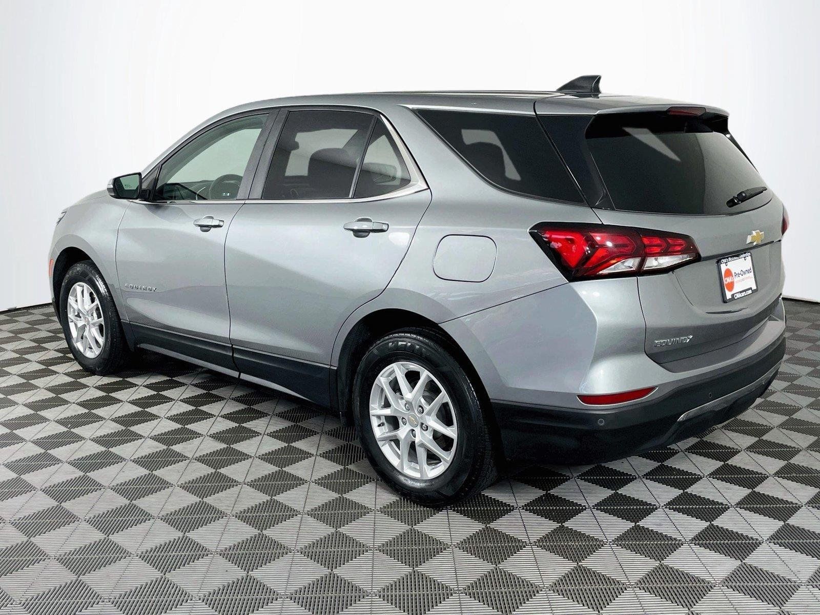 Used 2023 Chevrolet Equinox LT AWD/4WD image 6