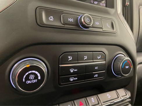 Used 2024 Chevrolet Silverado 1500 Custom Trail Boss w/ LPO, Dark Essentials Package image 28