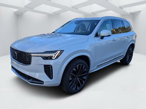 New 2026 Volvo XC90 B6 Ultra w/ Protection Package Premier AWD/4WD image 7