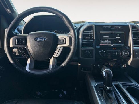 Used 2015 Ford F150 Lariat image 2