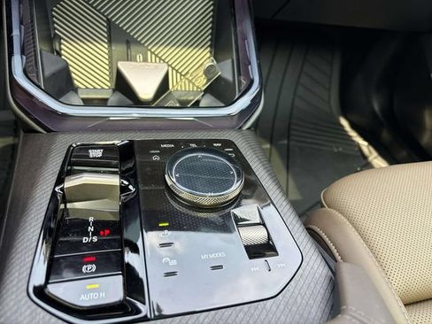 Used 2025 BMW X3 xDrive30i w/ Convenience Package AWD/4WD image 29