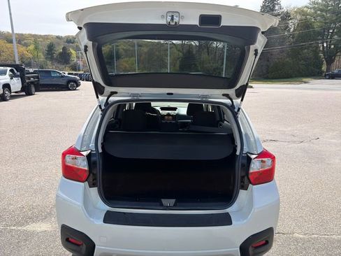 Used 2017 Subaru Crosstrek 2.0i Premium AWD/4WD image 12