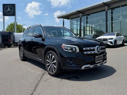 Used 2022 Mercedes-Benz GLB 250 4MATIC image 1