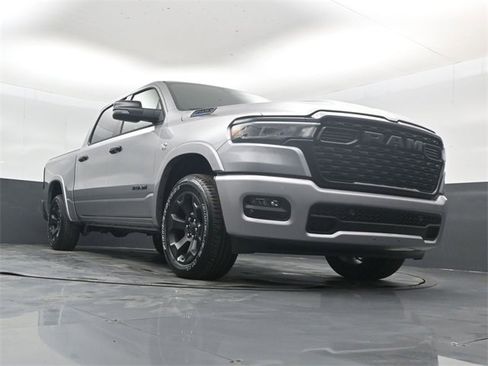 New 2026 RAM 1500 4x4 Crew Cab image 44