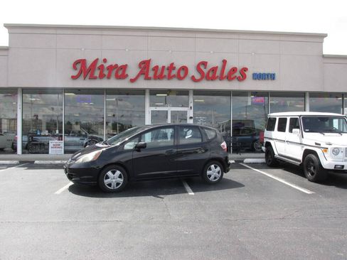 Used 2011 Honda Fit image 1