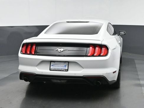 Used 2018 Ford Mustang Coupe w/ Equipment Group 101A RWD image 6