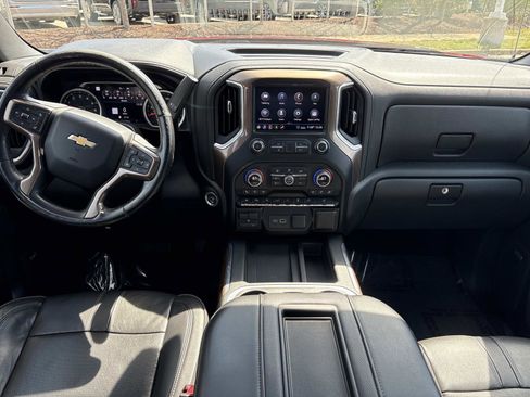 Used 2020 Chevrolet Silverado 1500 High Country w/ Technology Package image 29
