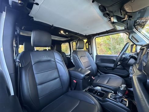 Used 2019 Jeep Wrangler Unlimited Moab w/ Quick Order Package 24M Moab image 25