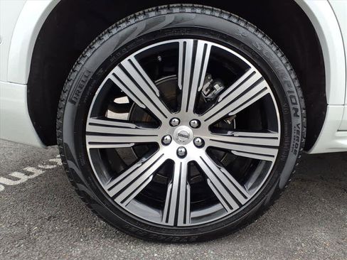 Used 2024 Volvo XC90 T8 Plus image 17