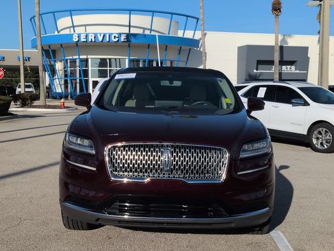 Certified 2021 Lincoln Nautilus Reserve AWD/4WD image 9