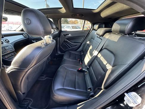 Used 2016 Mercedes-Benz GLA 250 4MATIC image 16