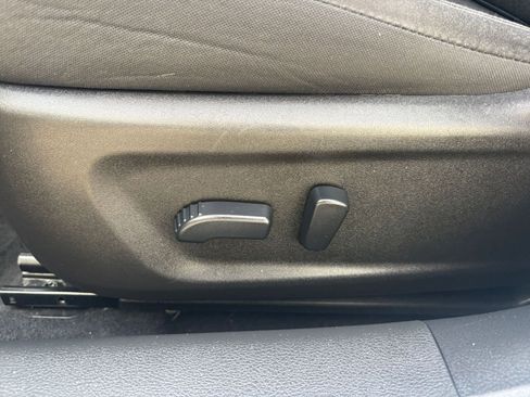 Used 2024 Nissan Altima 2.5 SV image 23