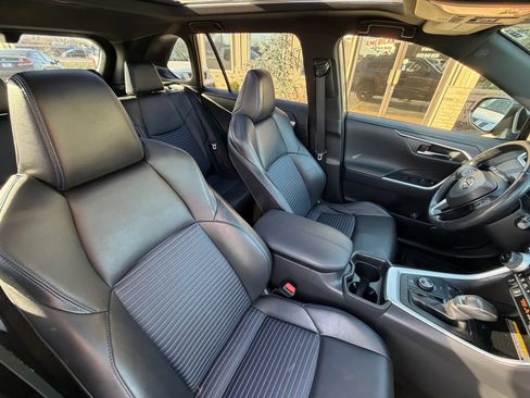 Used 2021 Toyota RAV4 XSE image 28