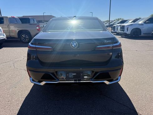 Used 2023 BMW 740i RWD image 6