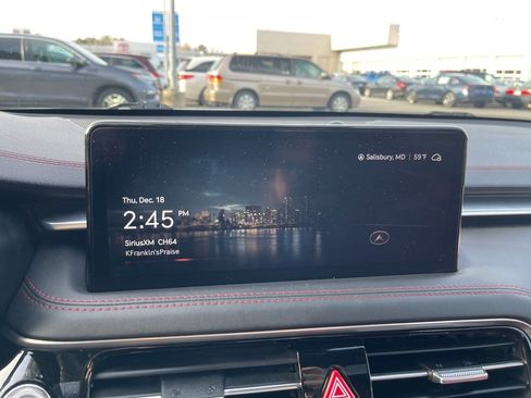 Used 2024 Genesis G70 3.3T Advanced w/ Sport Prestige Package image 15