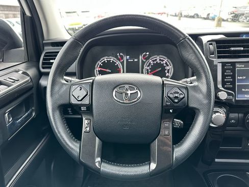 Used 2020 Toyota 4Runner TRD Off-Road Premium w/ Moonroof Package image 20