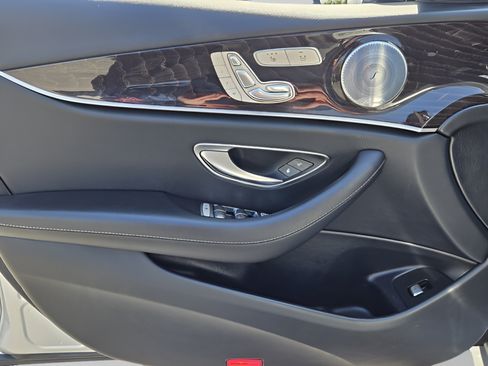 Used 2019 Mercedes-Benz E 450 4MATIC Sedan image 13