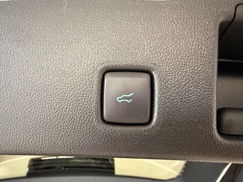 Certified 2023 Ford Escape Active AWD/4WD image 10