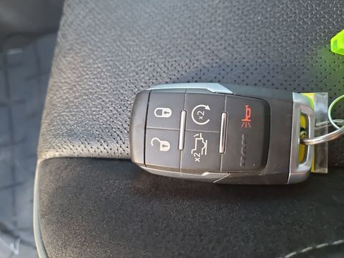 Used 2024 RAM 2500 Laramie image 28