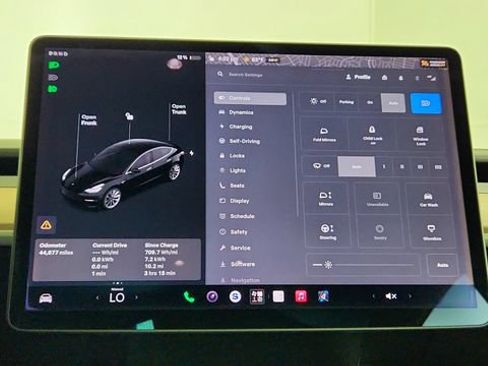 Used 2019 Tesla Model 3 RWD image 19