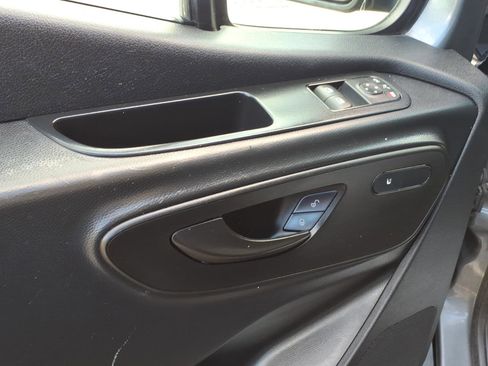 Used 2023 Mercedes-Benz Sprinter 2500 image 8