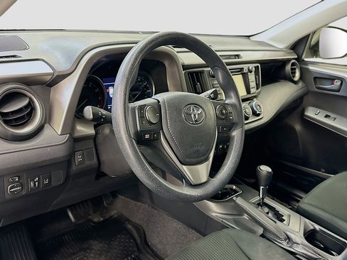Used 2018 Toyota RAV4 LE w/ All Weather Liner Package AWD/4WD image 18