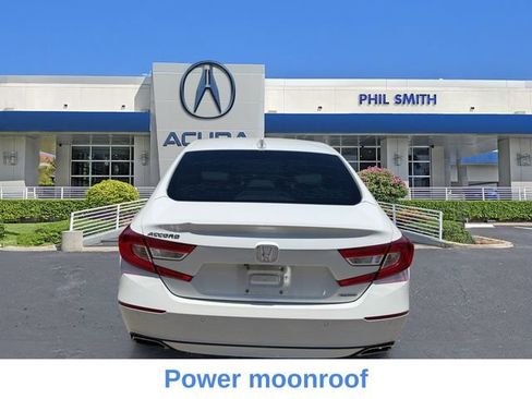 Used 2018 Honda Accord Touring image 7