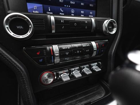 Used 2022 Ford Mustang GT Premium w/ GT Performance Package RWD image 18