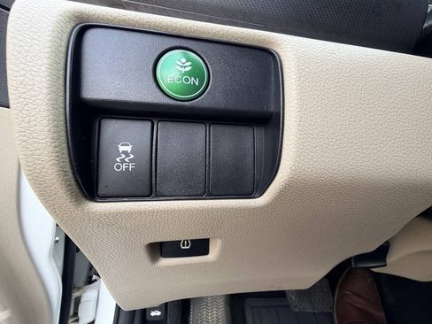 Used 2013 Honda Accord LX image 11